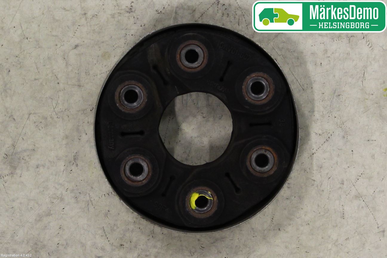 Volkswagen VW CADDY 16-20 Mellomaksel Gummiledd