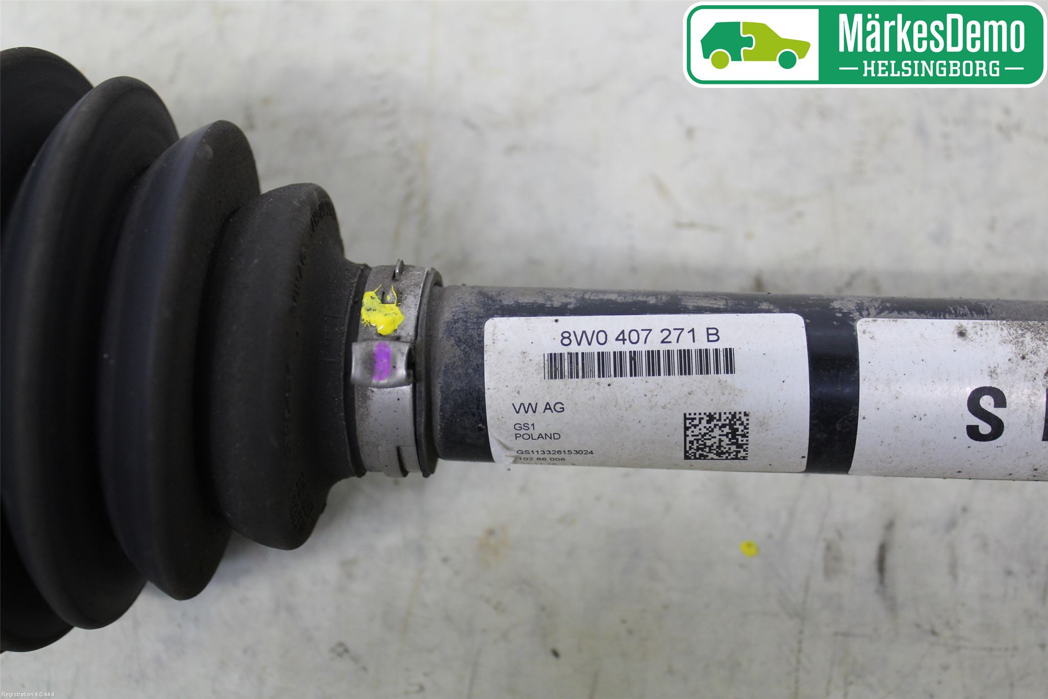 Audi A4/S4 B9 16-19 Drivaksel Foran Kompl Venstre
