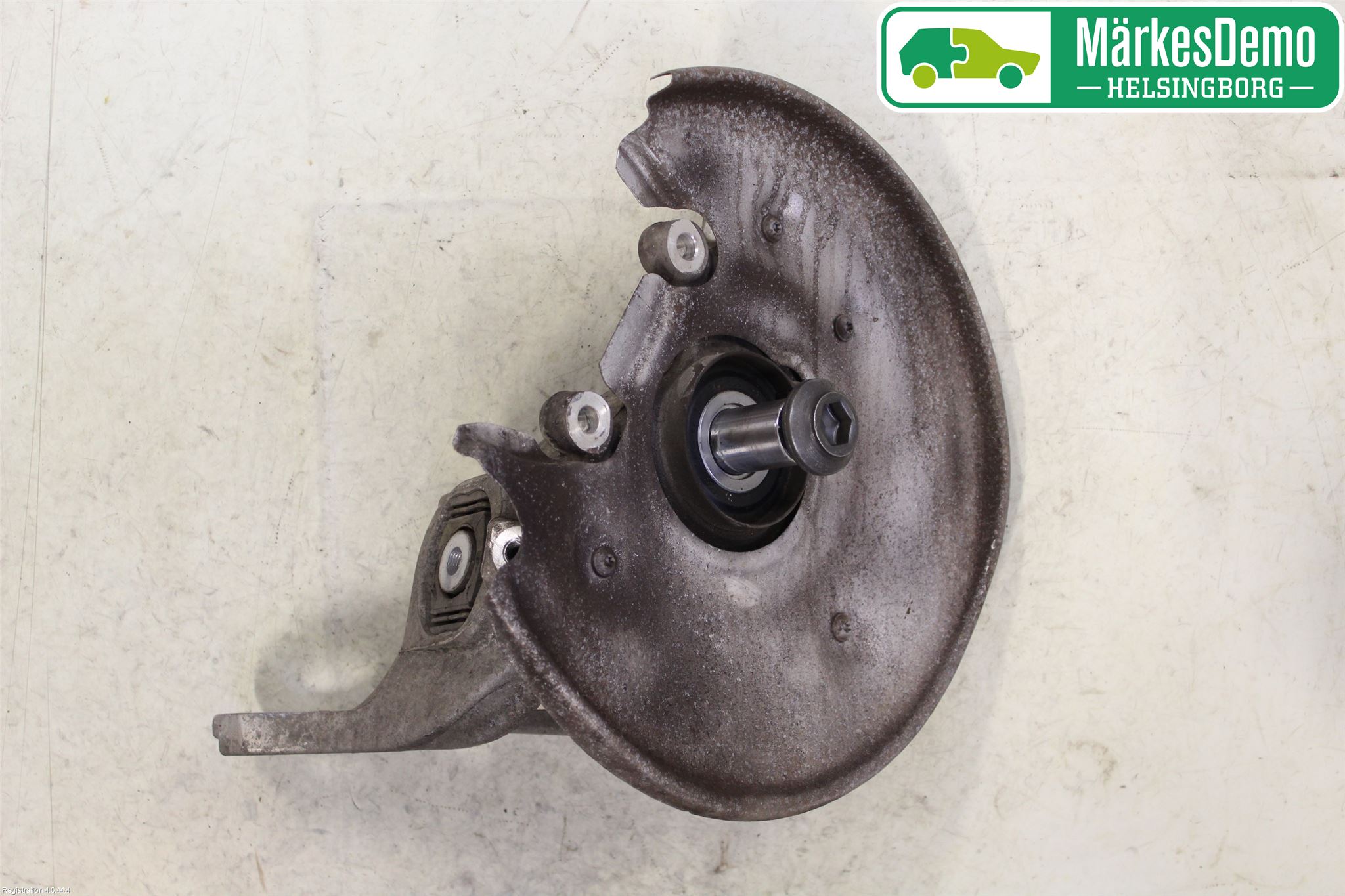 Audi A6/S6 4G 11-18 Spindel Vb