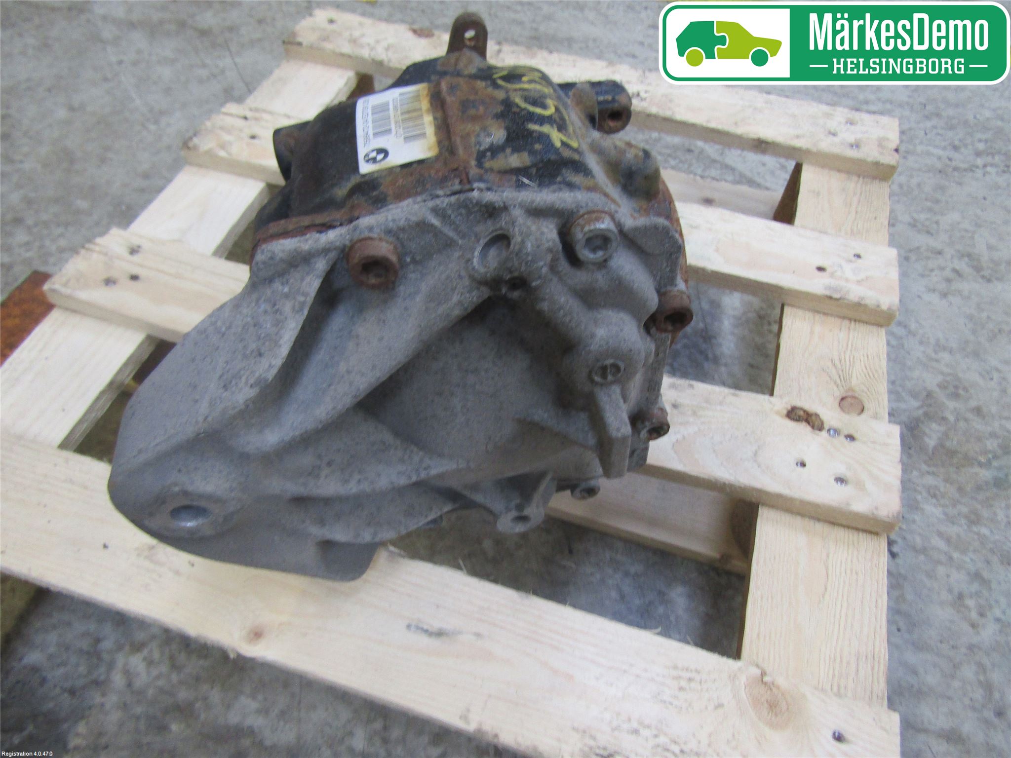 BMW 1 F20/F21 11-19 Bakaksel Kardang Bak -Diff