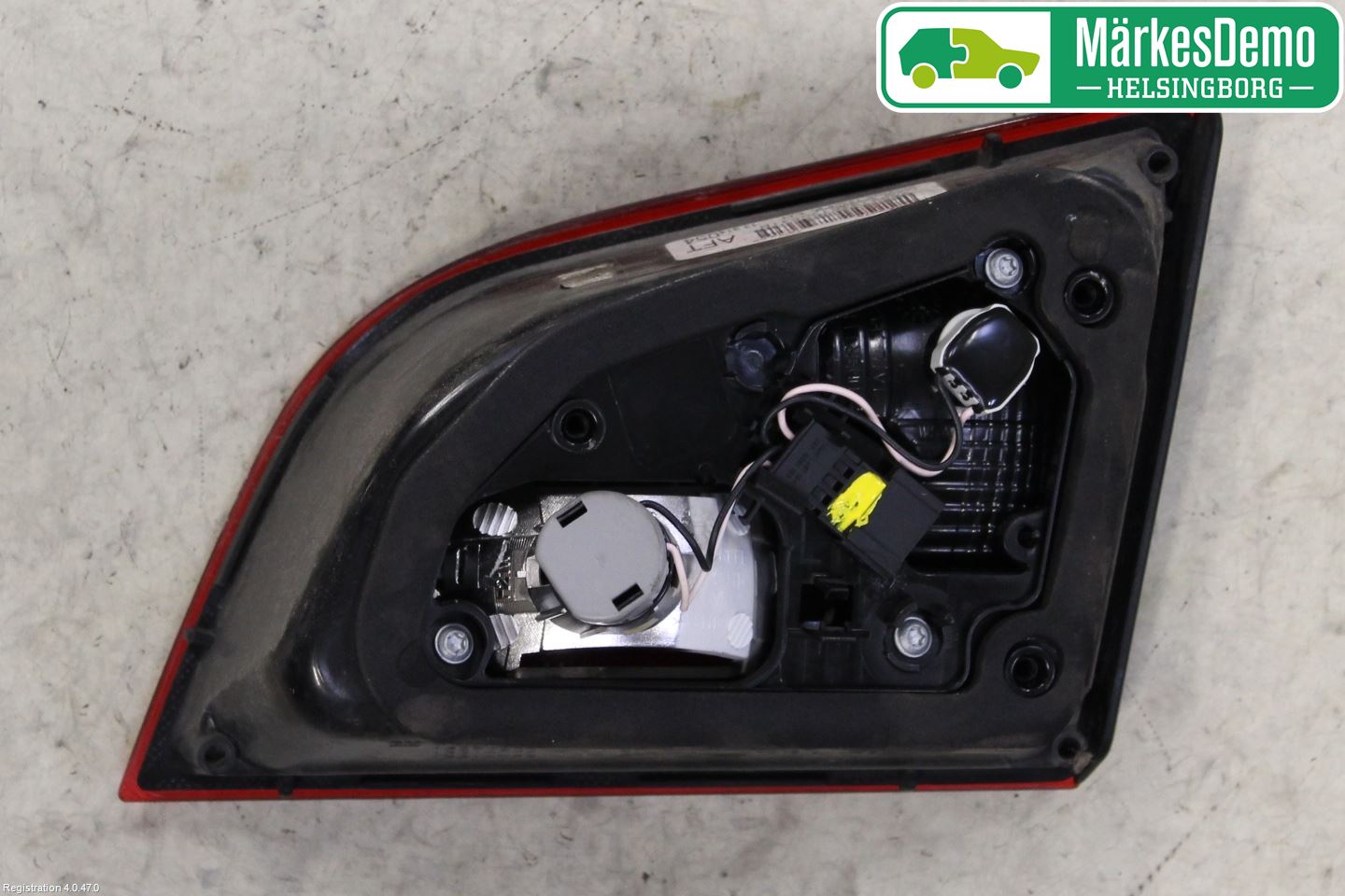 Opel ASTRA J 10-15 Baklykt Venstre  På Luke(Indre
