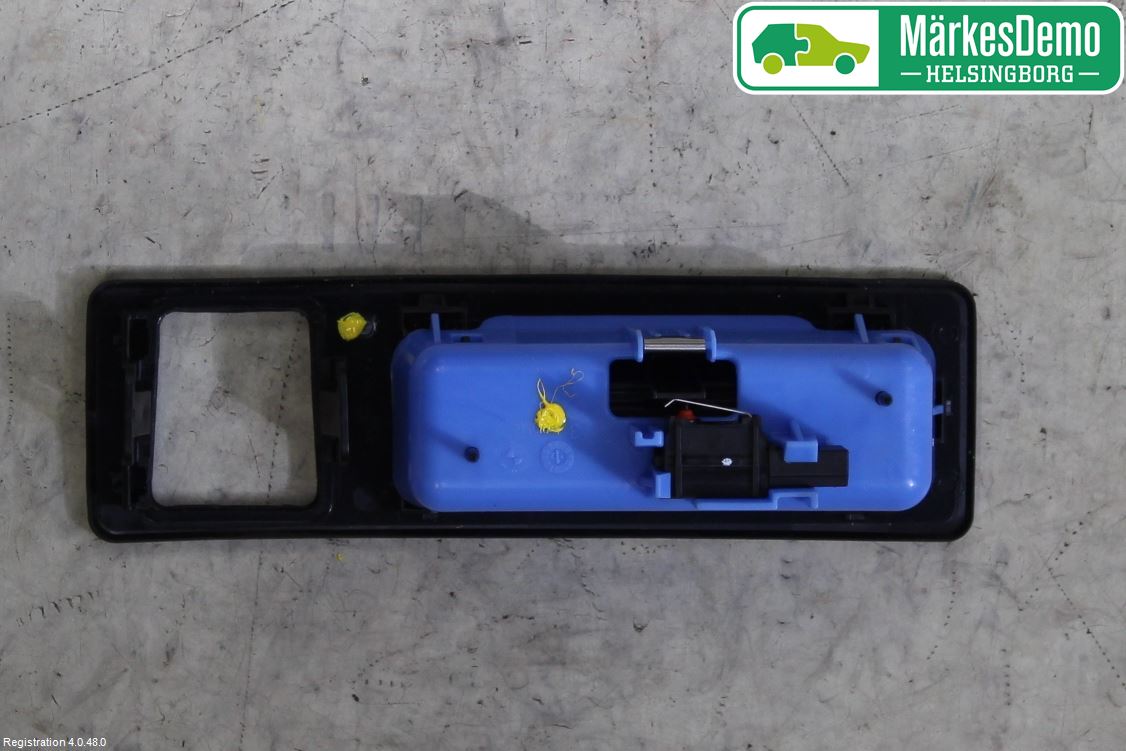 BMW 3 F30/F31/F80 12-19 Bakluke Handtak Ytre