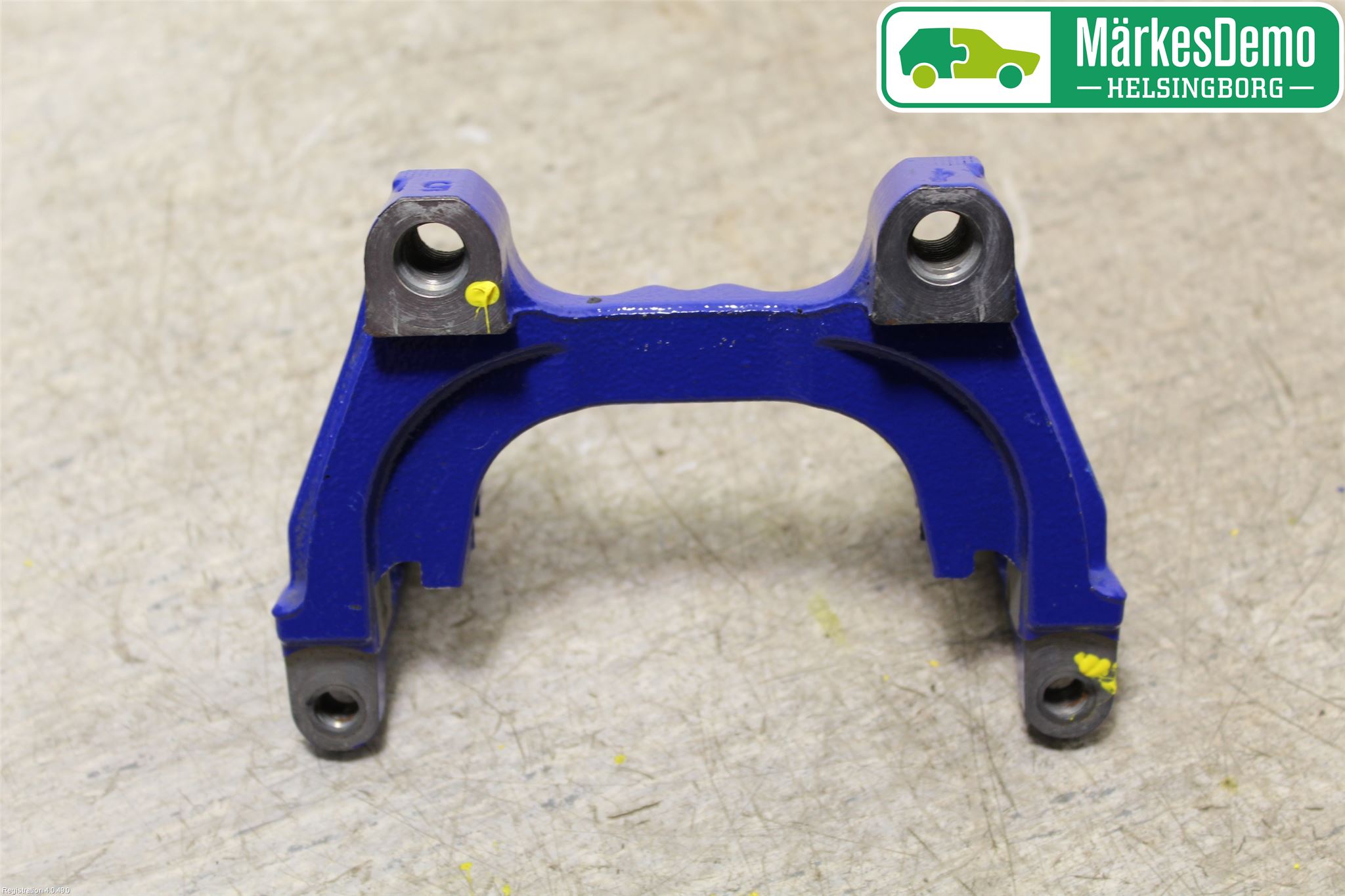 Volkswagen VW PASSAT 15-19 Bremsecaliper Feste Holder