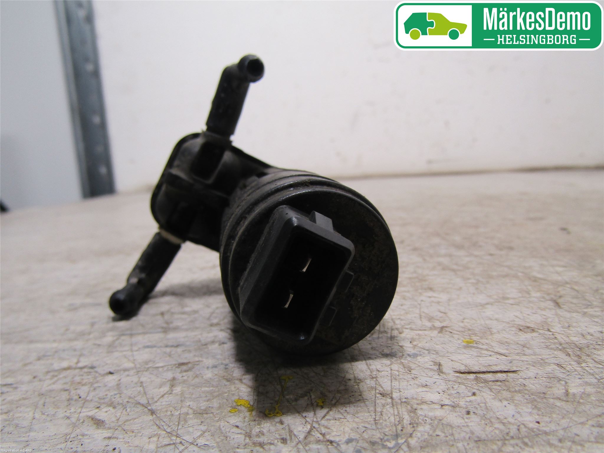 Fiat DOBLO CARGO Spylerpumpe Frontrute