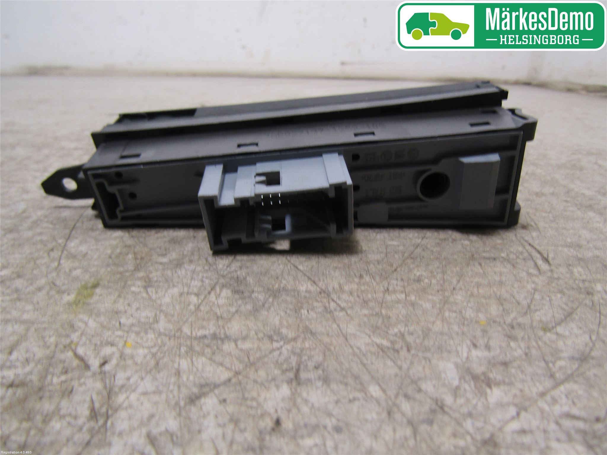 Volkswagen VW PASSAT 11-14 Bryter Parkeringsbrems