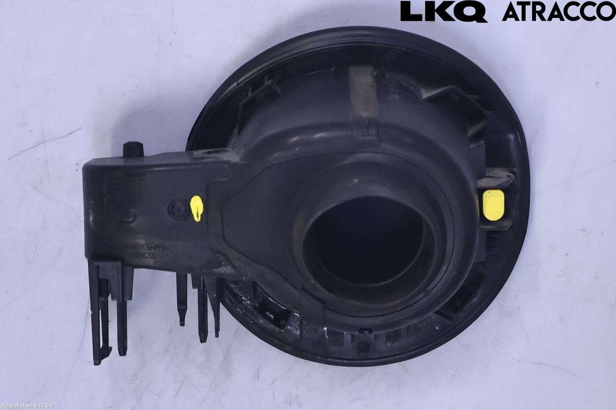 Opel ASTRA J 10-15 Drivstoff Tankluke