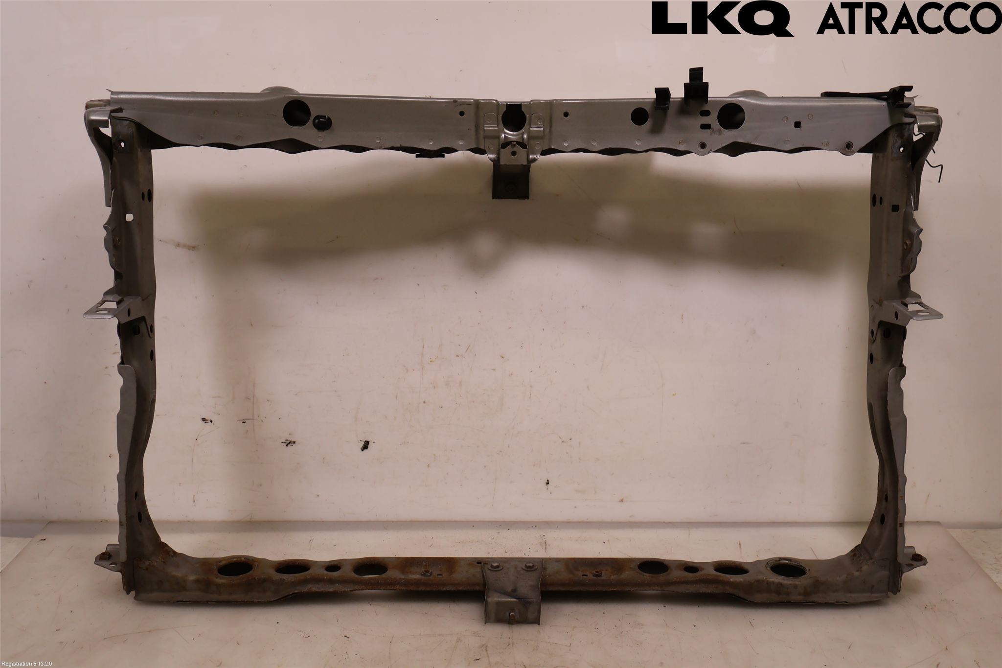 Toyota AVENSIS 09-15 Frontplate