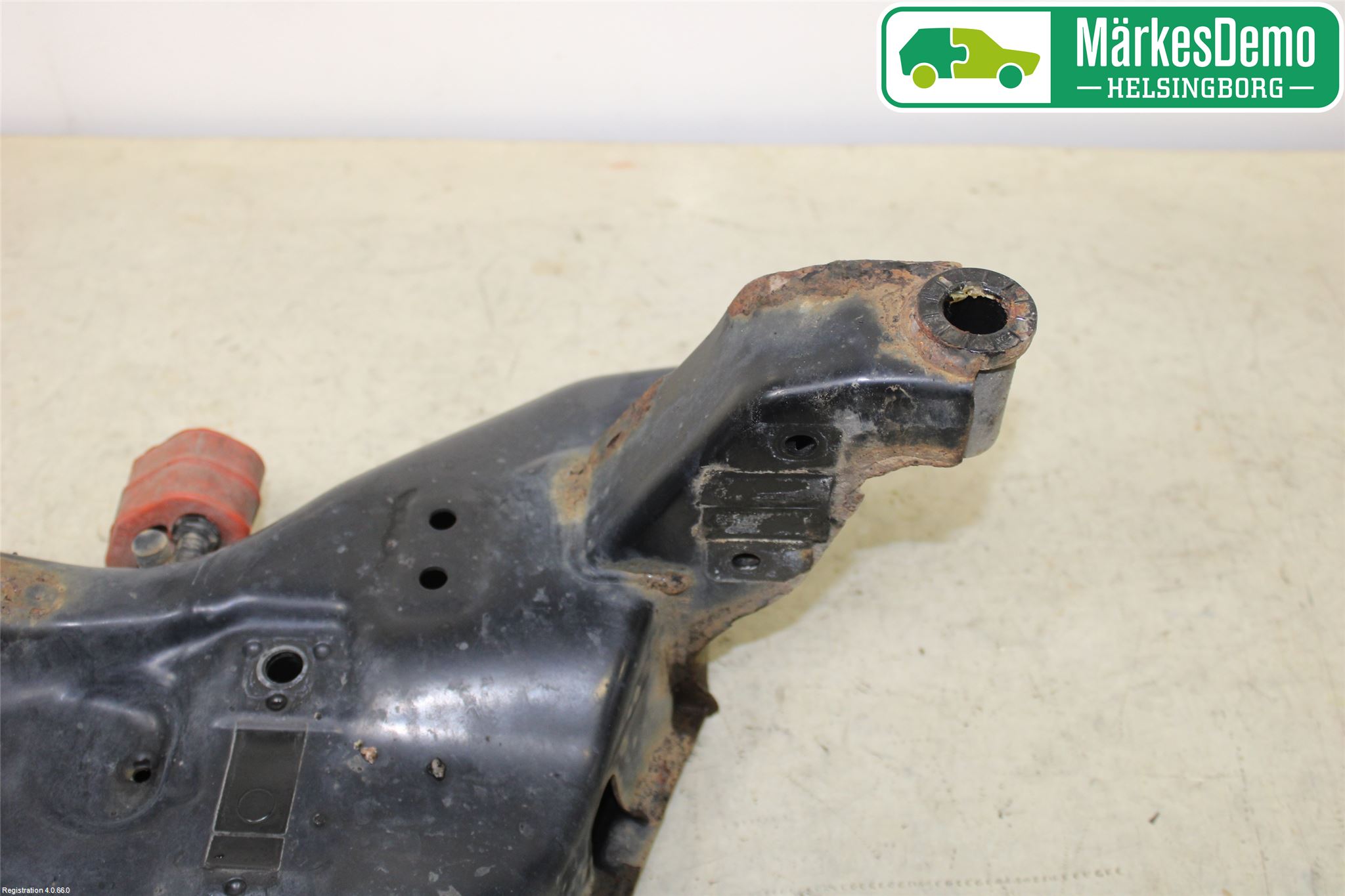 Volkswagen VW POLO 10-17 Forstillingsbjelke(Tvergående)