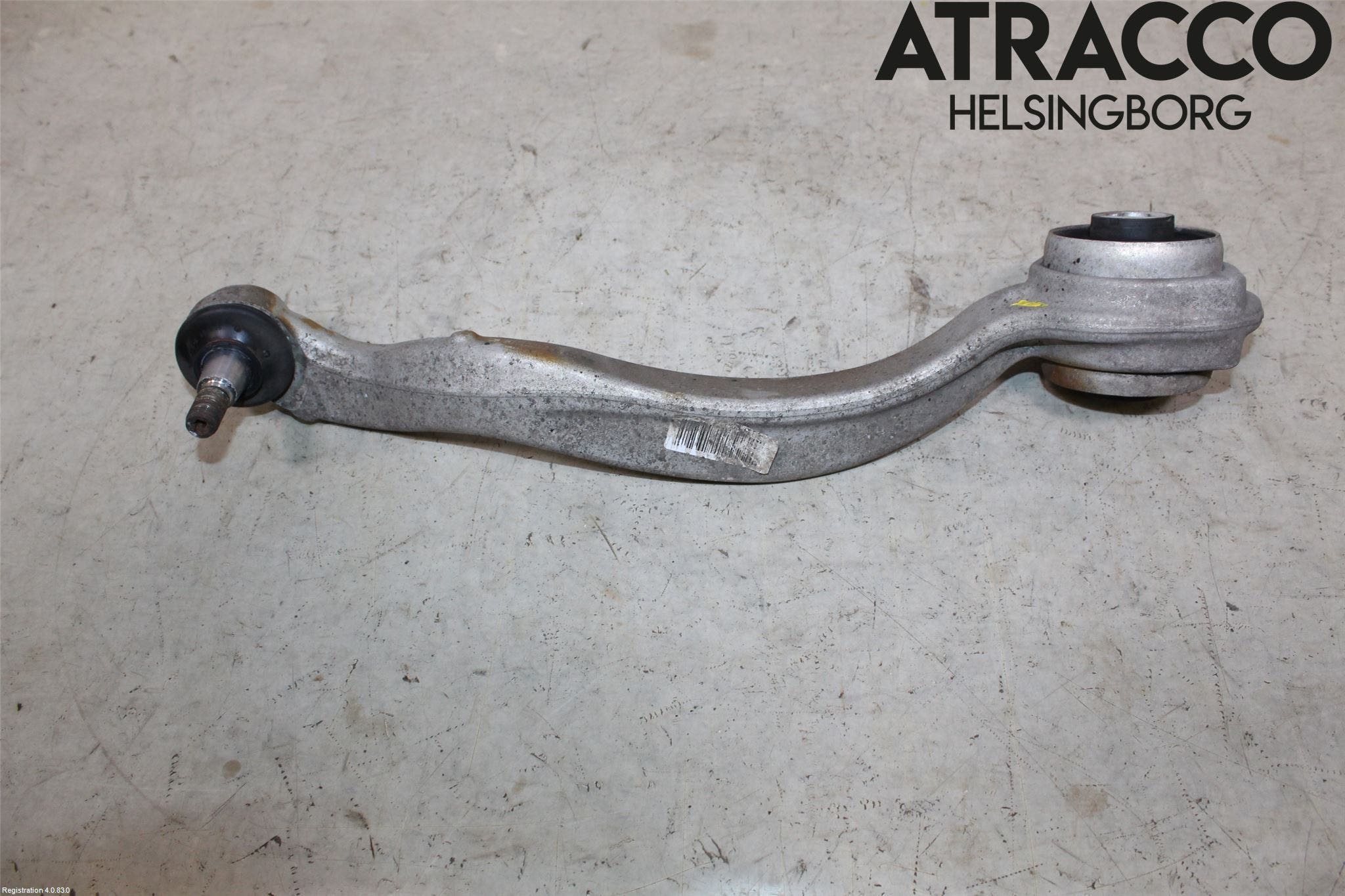 Mercedes-Benz MB E-KLASS (W212) 09-16 Bærearm Foran Venstre Nedre