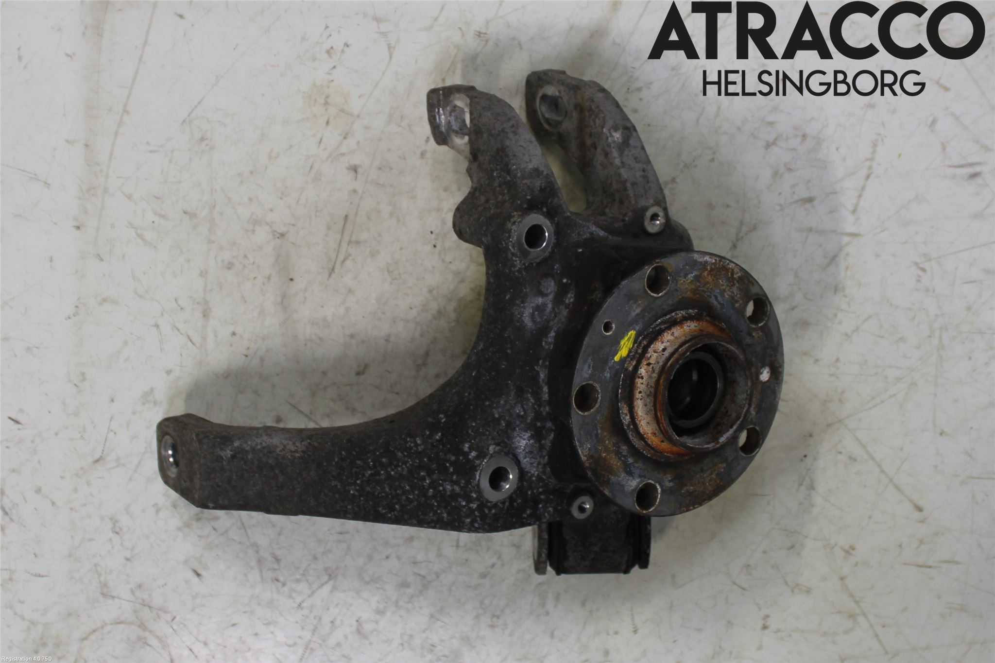 Audi A8/S8 4E  02-09 Spindel Hb