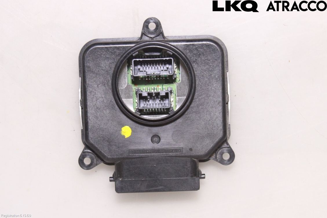 Toyota bZ4X EA10 22- Styreenhet Xenon