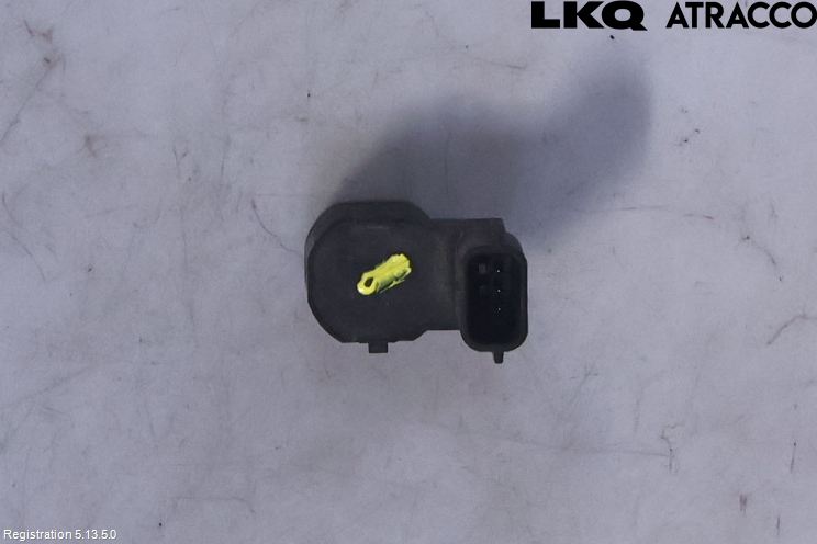 Nissan QASHQAI 14-17 Sensor Ryggesensor