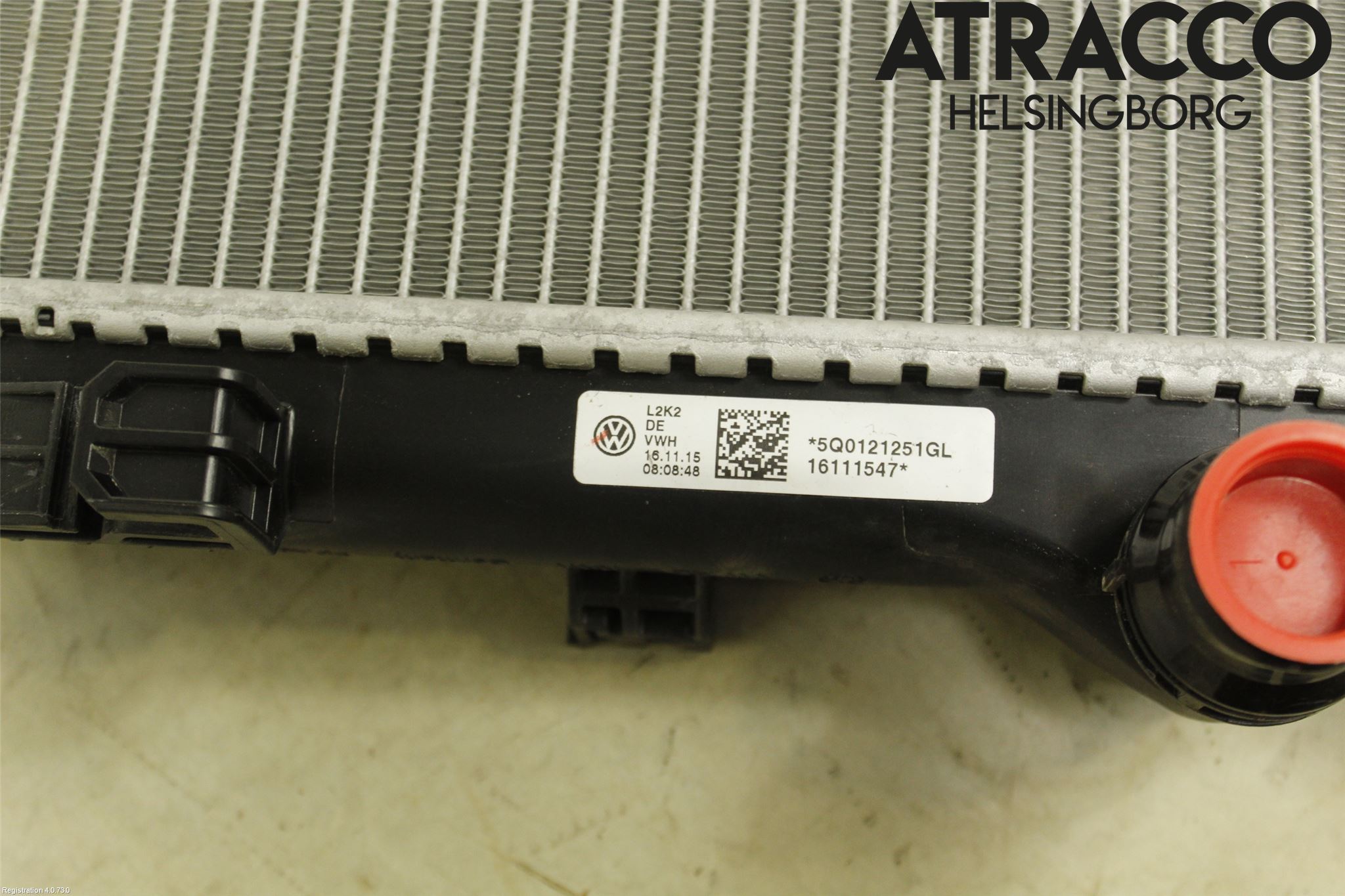 Volkswagen VW TOURAN 16- Radiator Automat