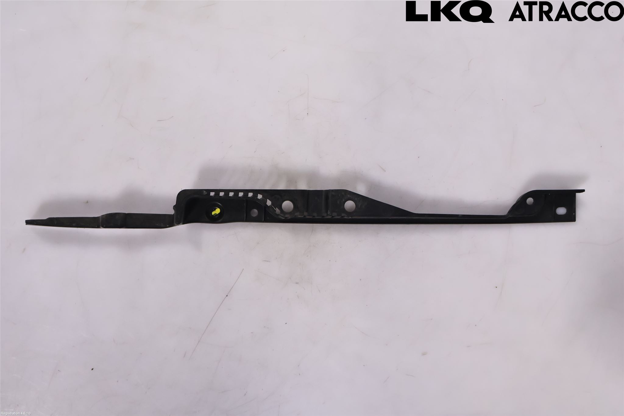 Volvo V60 19- Visker Deksel-Grill-Under Frr