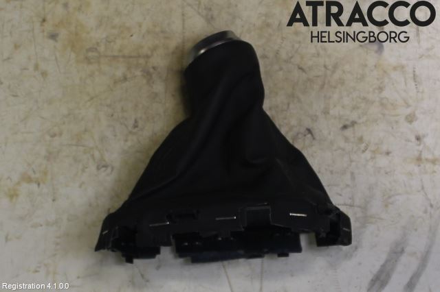 Toyota C-HR 16-23 Gearspak Mansjett
