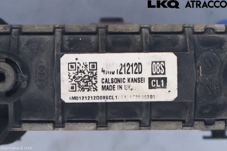 Volkswagen VW TOUAREG CR 18- Radiator Automat