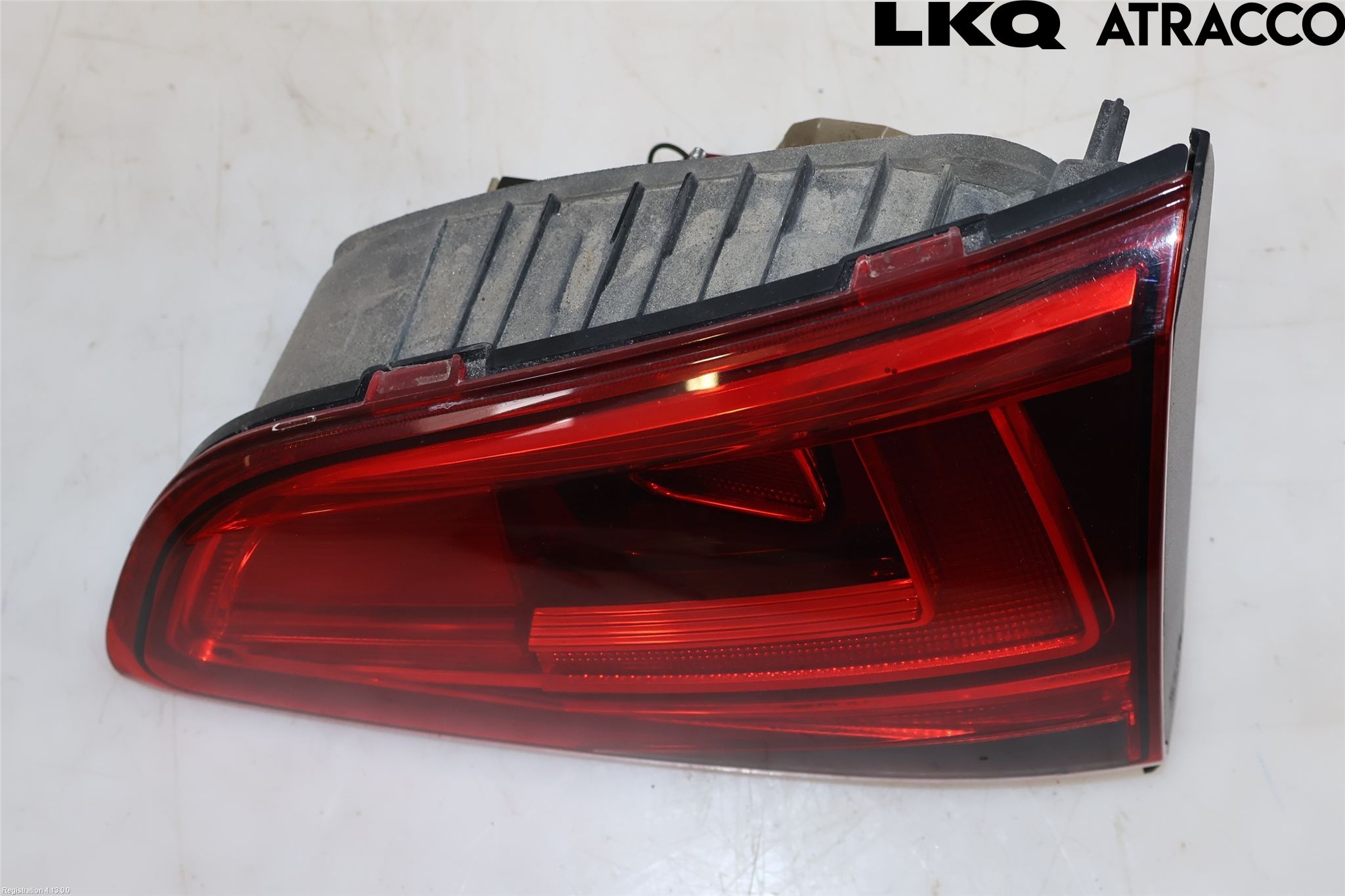 Volkswagen VW GOLF / E-GOLF VII 13-20 Baklykt Høyre  På Luke(Indre)