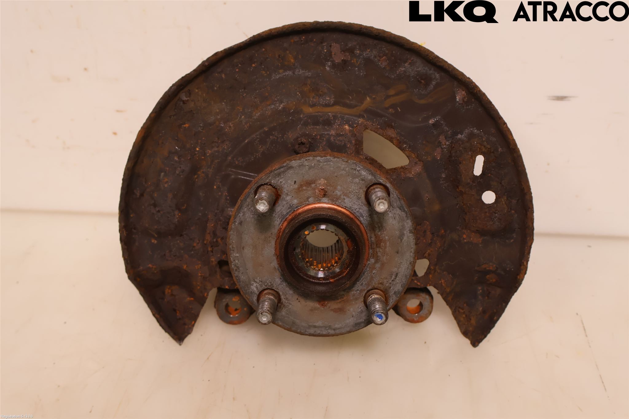 Toyota YARIS XP130 12-14 Spindel Vf