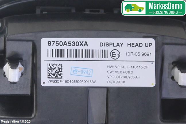 Mitsubishi ECLIPS CROSS Instr Skjerm Dvd-Gps-Ac-Tlf