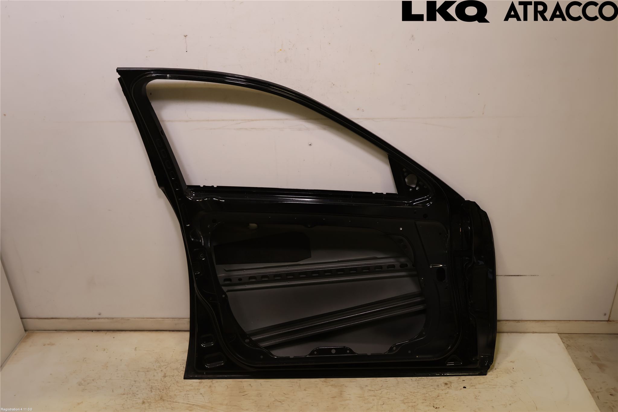 Mercedes-Benz MB E-KLASS (W212) 09-16 Dør 4D Foran Venstre