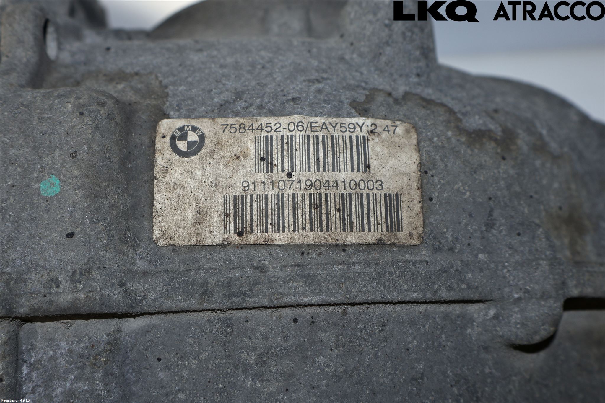 BMW 5 F10/F11/F18 09-17 Bakaksel Kardang Bak -Diff