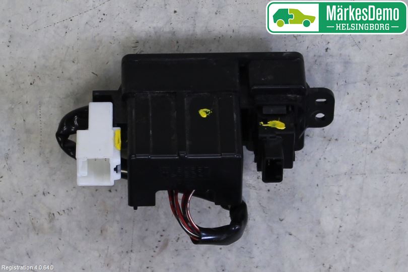 Subaru LEGACY 10-14 Bryter Parkeringsbrems