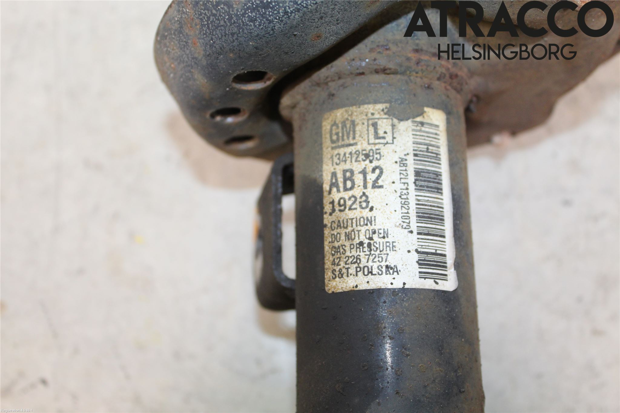 Opel ASTRA J 10-15 Fjærbein Foran Venstre