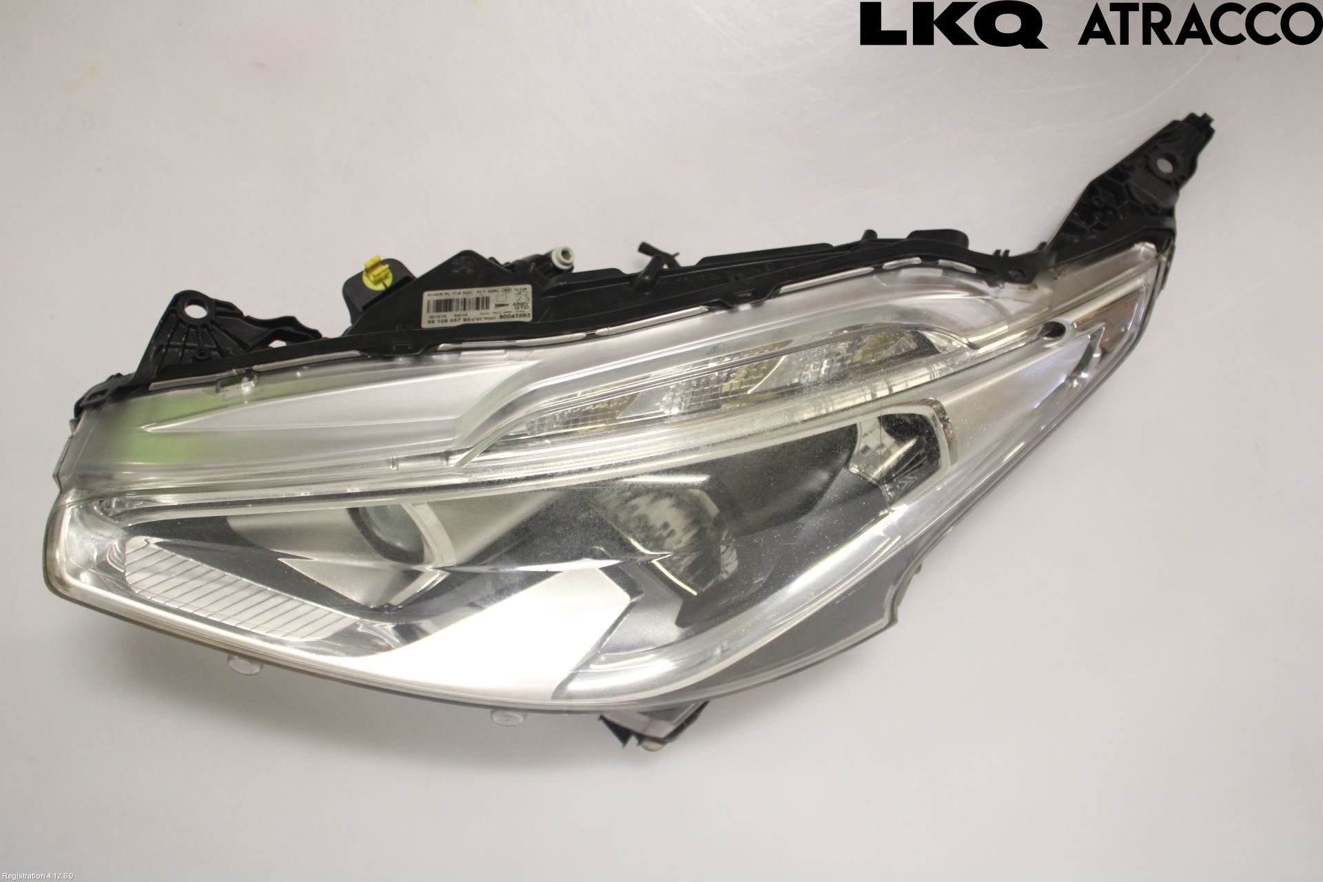 Peugeot PEUGOT 208 16-19 Frontlykt Venstre