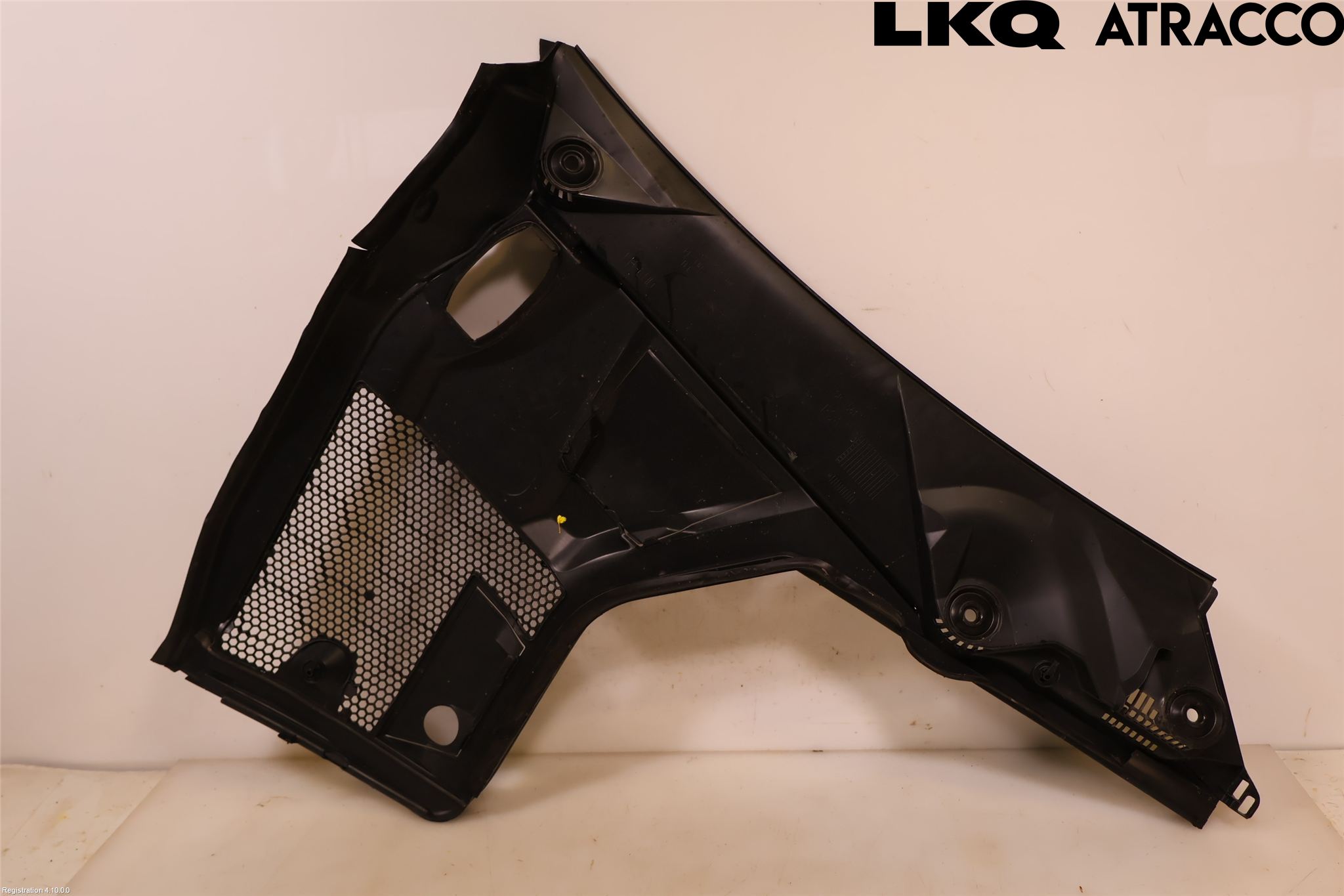 Mercedes-Benz MB C-KLASS (W205) 14-21 Visker Deksel-Grill-Under Frr