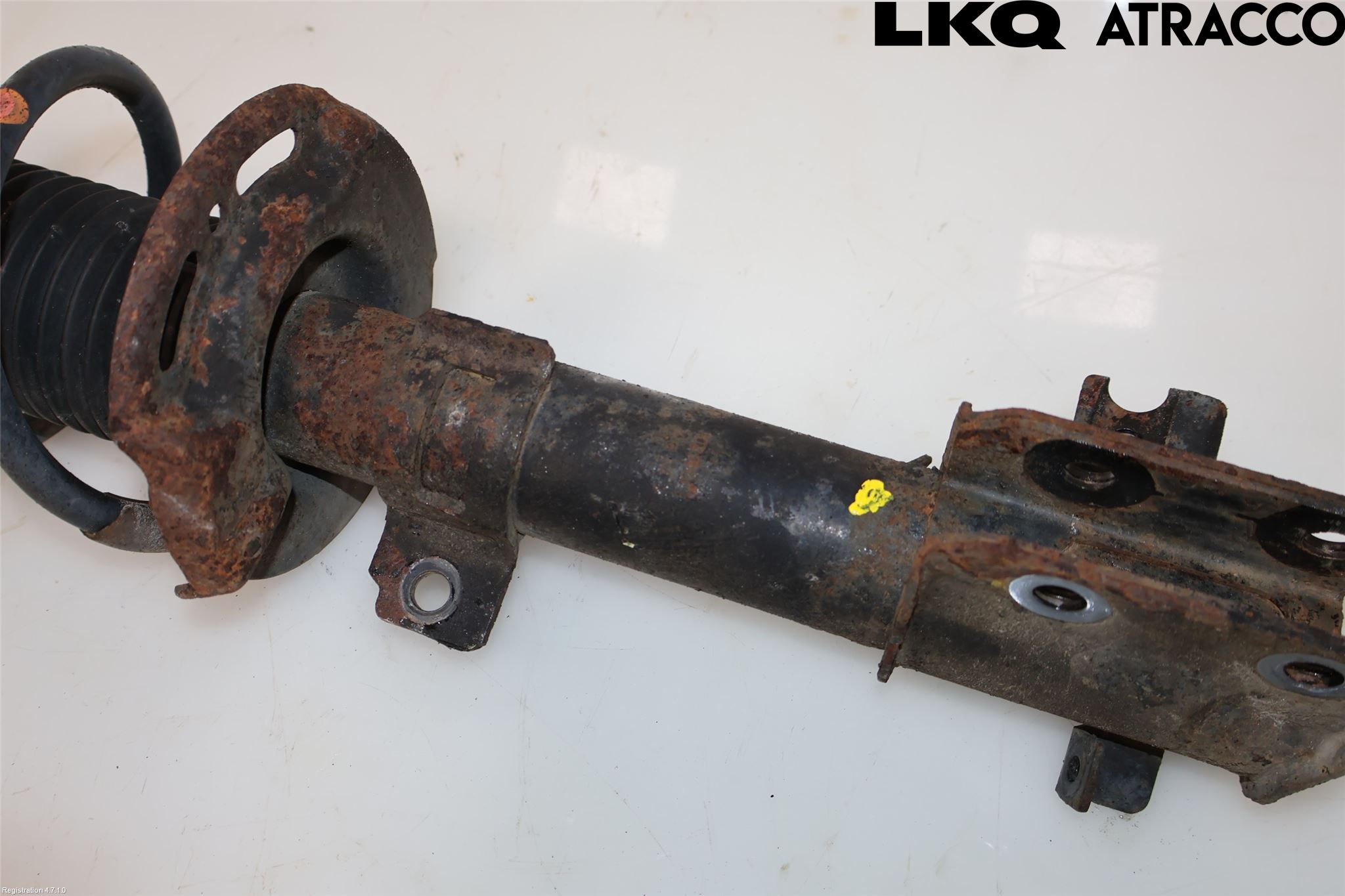 Suzuki SWIFT 11-16 Fjærbein Foran Høyre