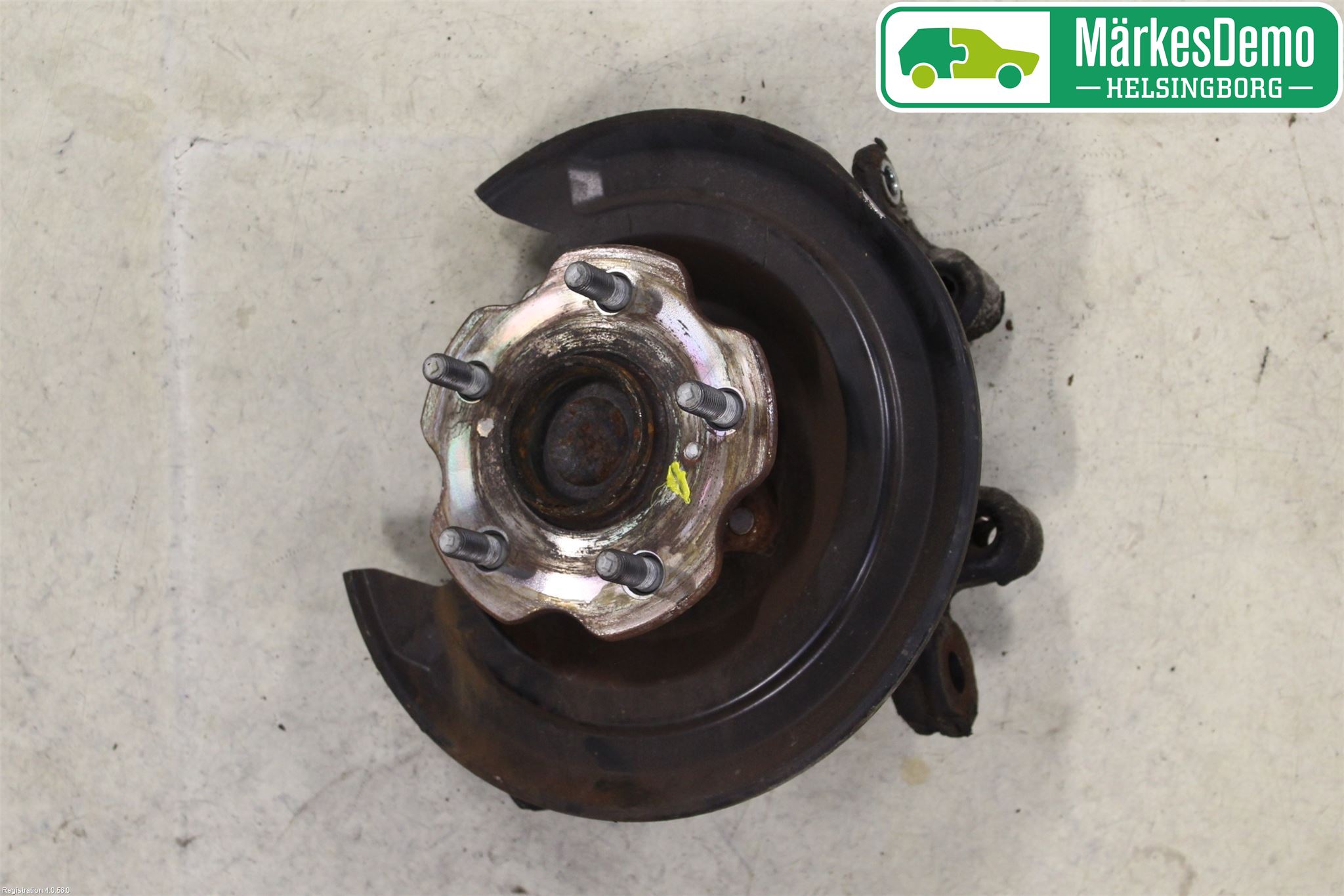 Toyota AURIS 13-19 Spindel Hb