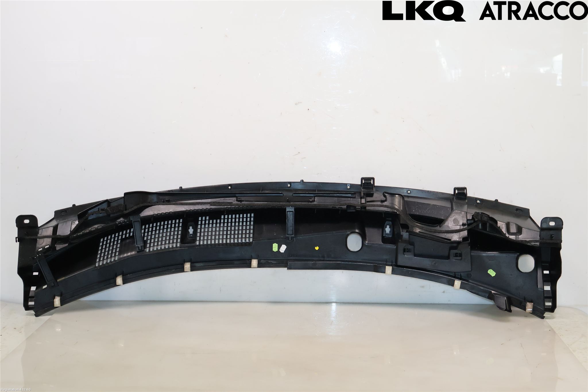 Toyota YARIS CROSS XP21 21- Visker Deksel-Grill-Under Frr