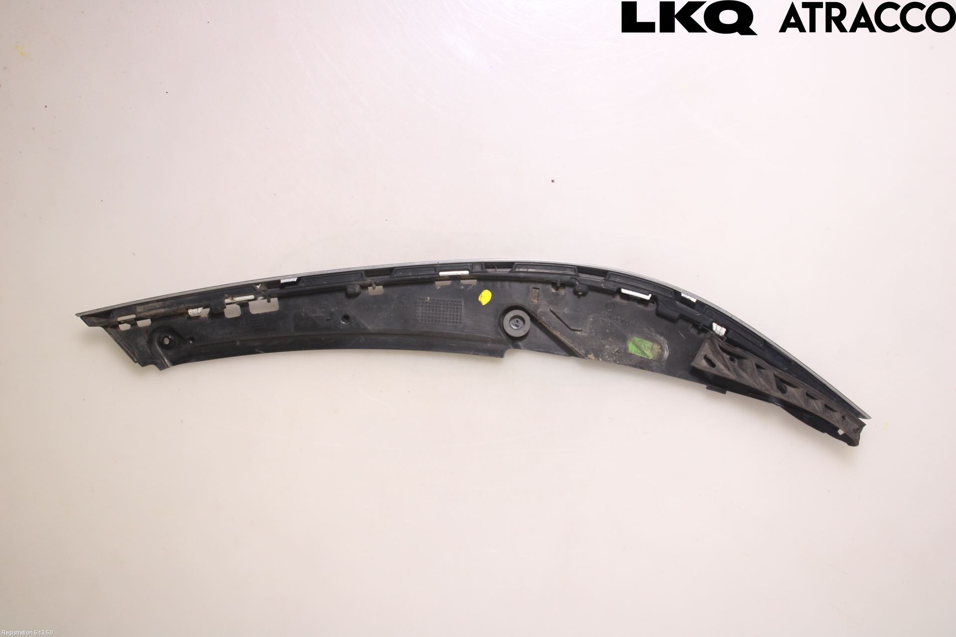 Volkswagen VW PASSAT 15-19 Frontlykt Ramme V Lyktering