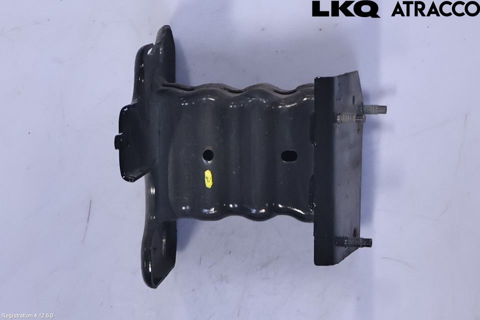 Nissan QASHQAI 14-17 Støtfanger Foran Feste