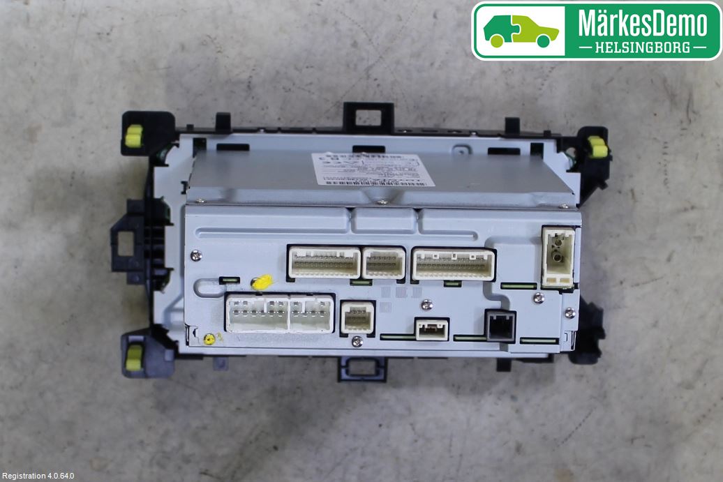 Toyota YARIS XP130 15-20 Stereo Radio Med Cd