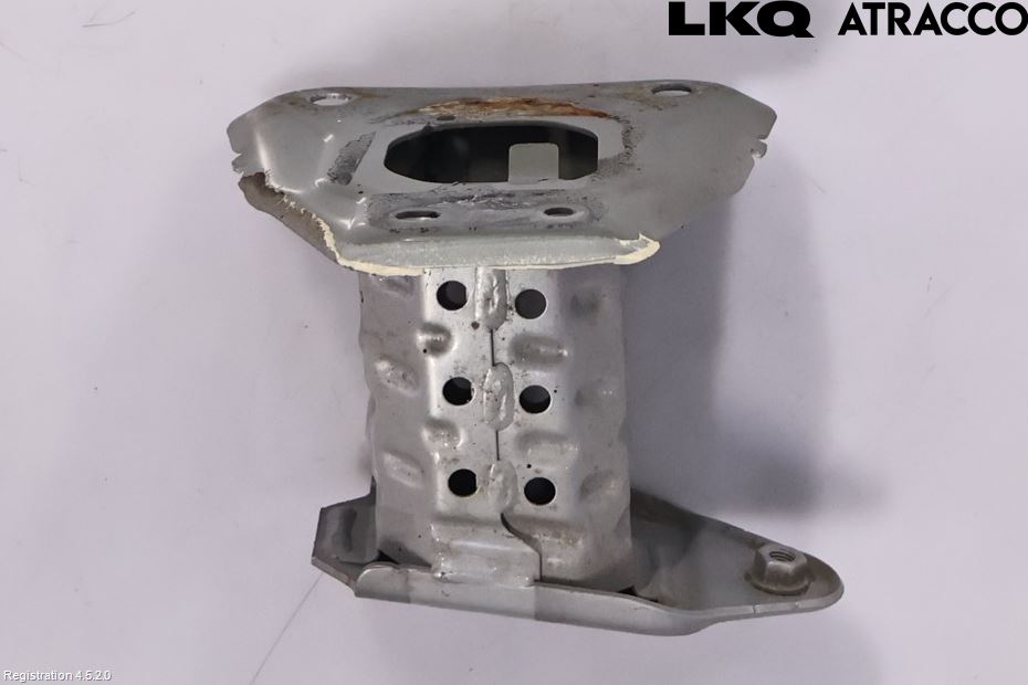 Toyota COROLLA 19- Støtfanger Bak Feste