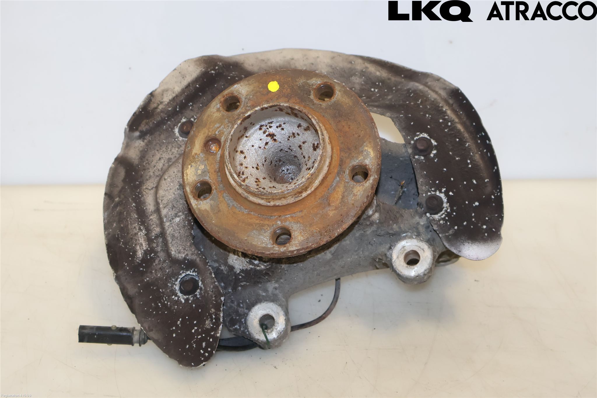 BMW 1 F20/F21 11-19 Spindel Vf