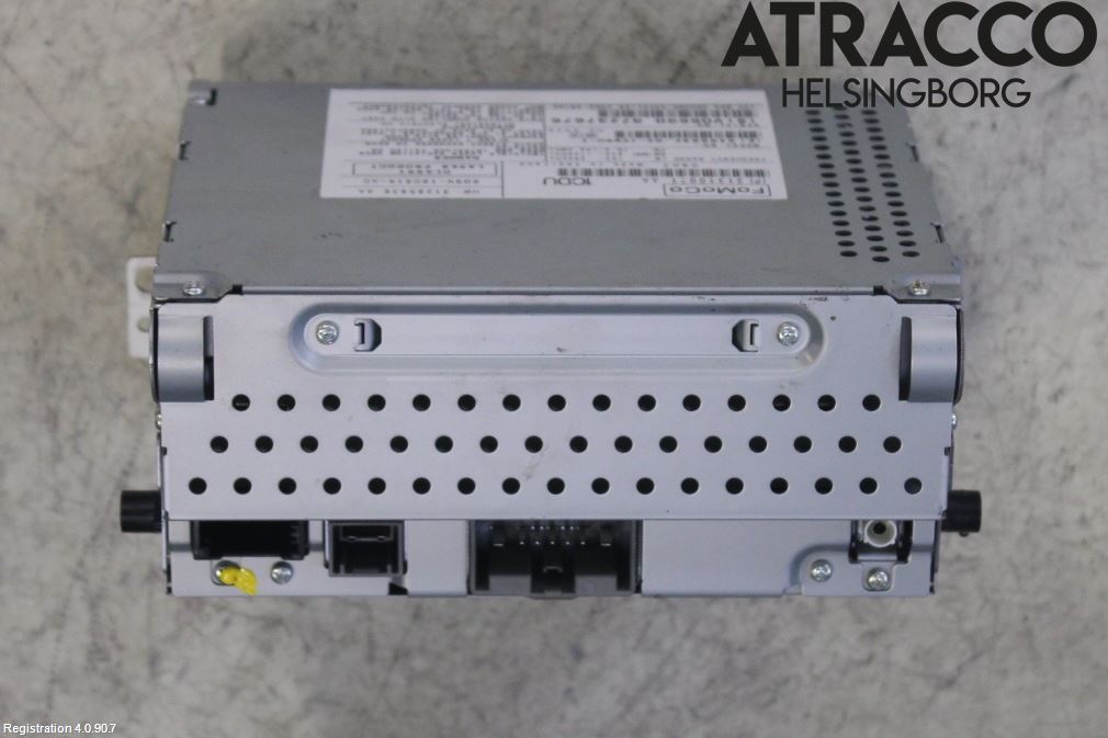 Volvo XC70 08-13 Stereo Radio Med Cd