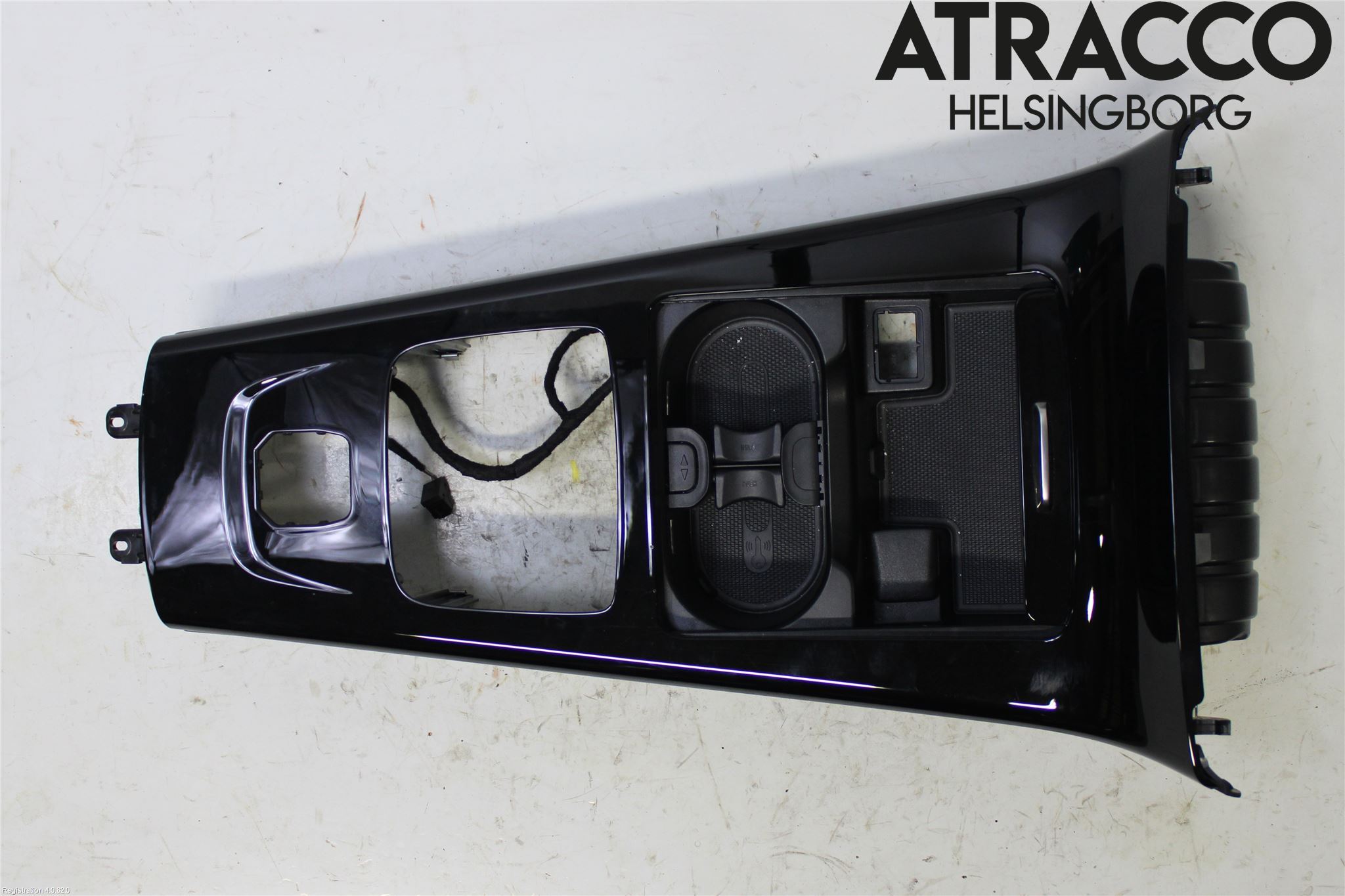 Mercedes-Benz MB CLA-KLASS (C118/X118) 19- Instrumentkonsoll Midt