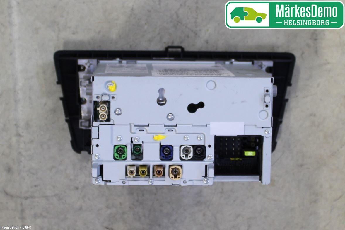 Mercedes-Benz MB GLE COUPÉ (C292) 15-19 Stereo Radio Med Cd