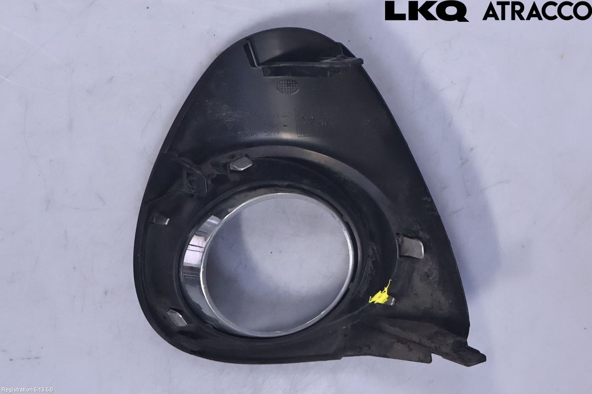 Toyota AVENSIS 09-15 Frontlykt Kurve-Tåkelys Ramme
