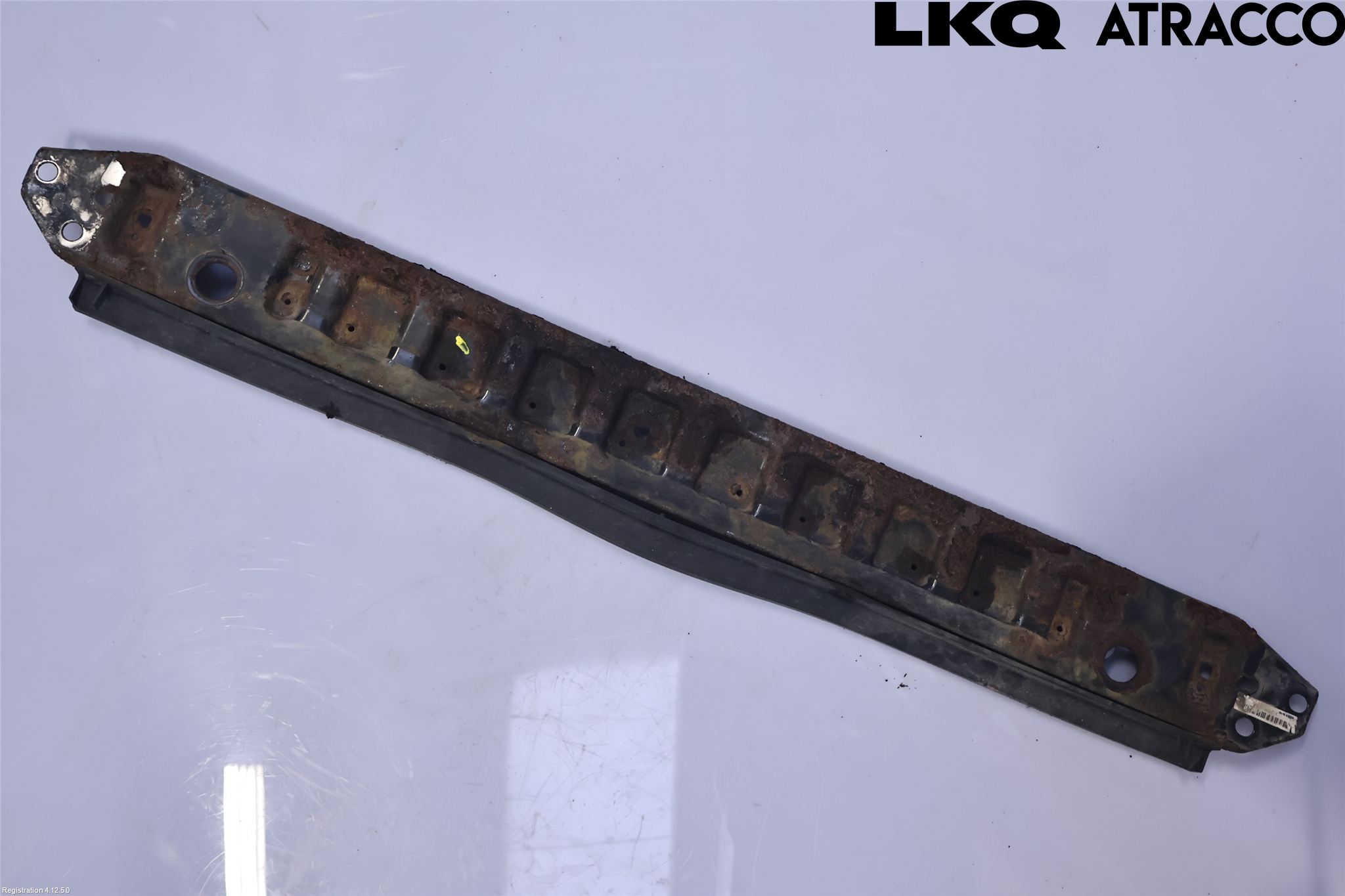 Volvo V70 08-13 Radiator Feste - Ramme - Bjelk