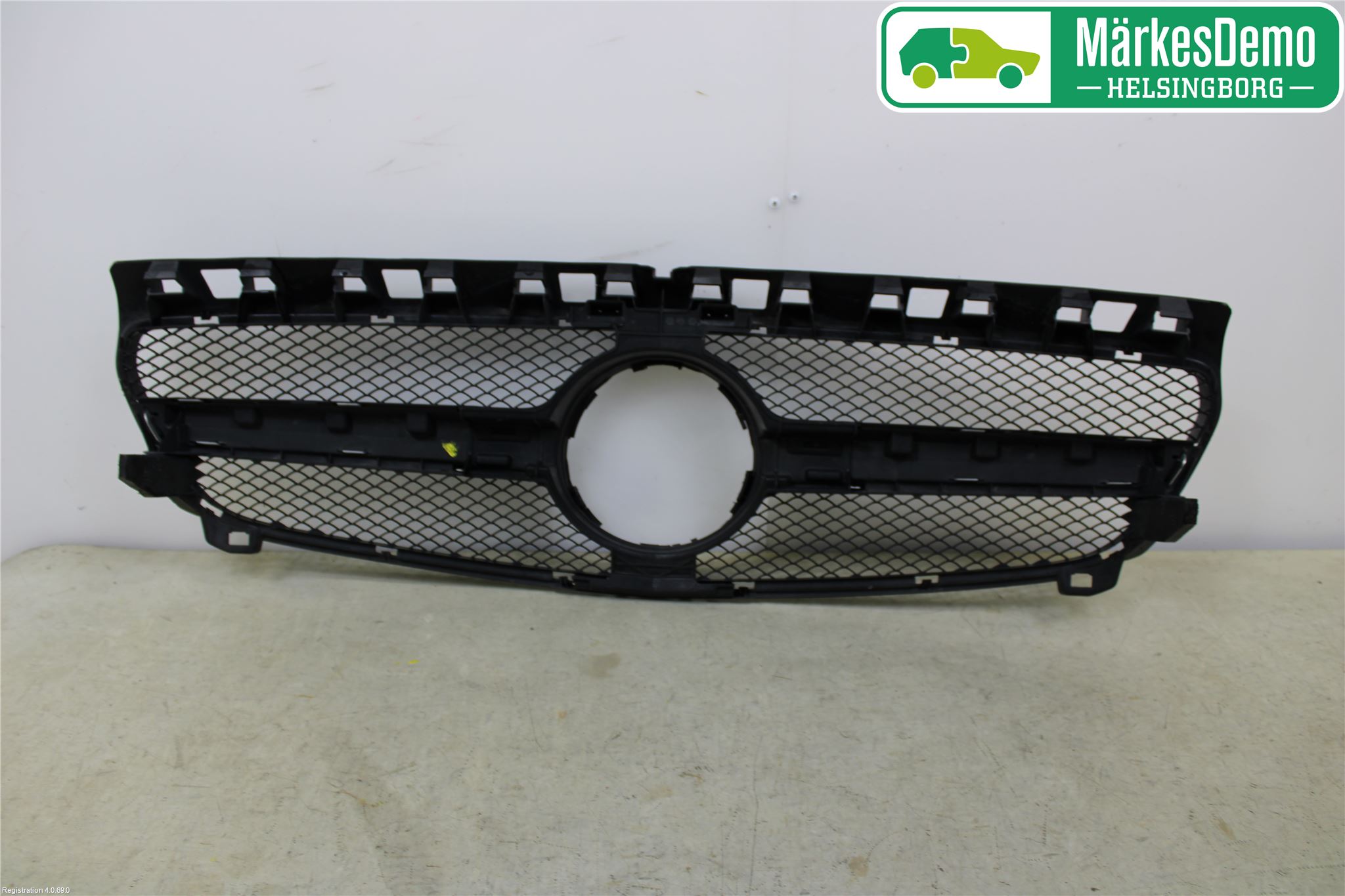 Mercedes-Benz MB A-KLASS (W176) 13-18 Grill Komplett