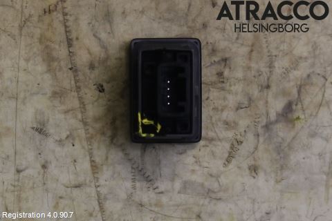 Toyota C-HR 16-23 Bryter Drivstoff Tankluke
