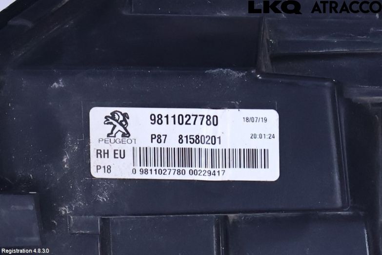 Peugeot 5008 17-24 Baklykt Høyre  På Luke(Indre)