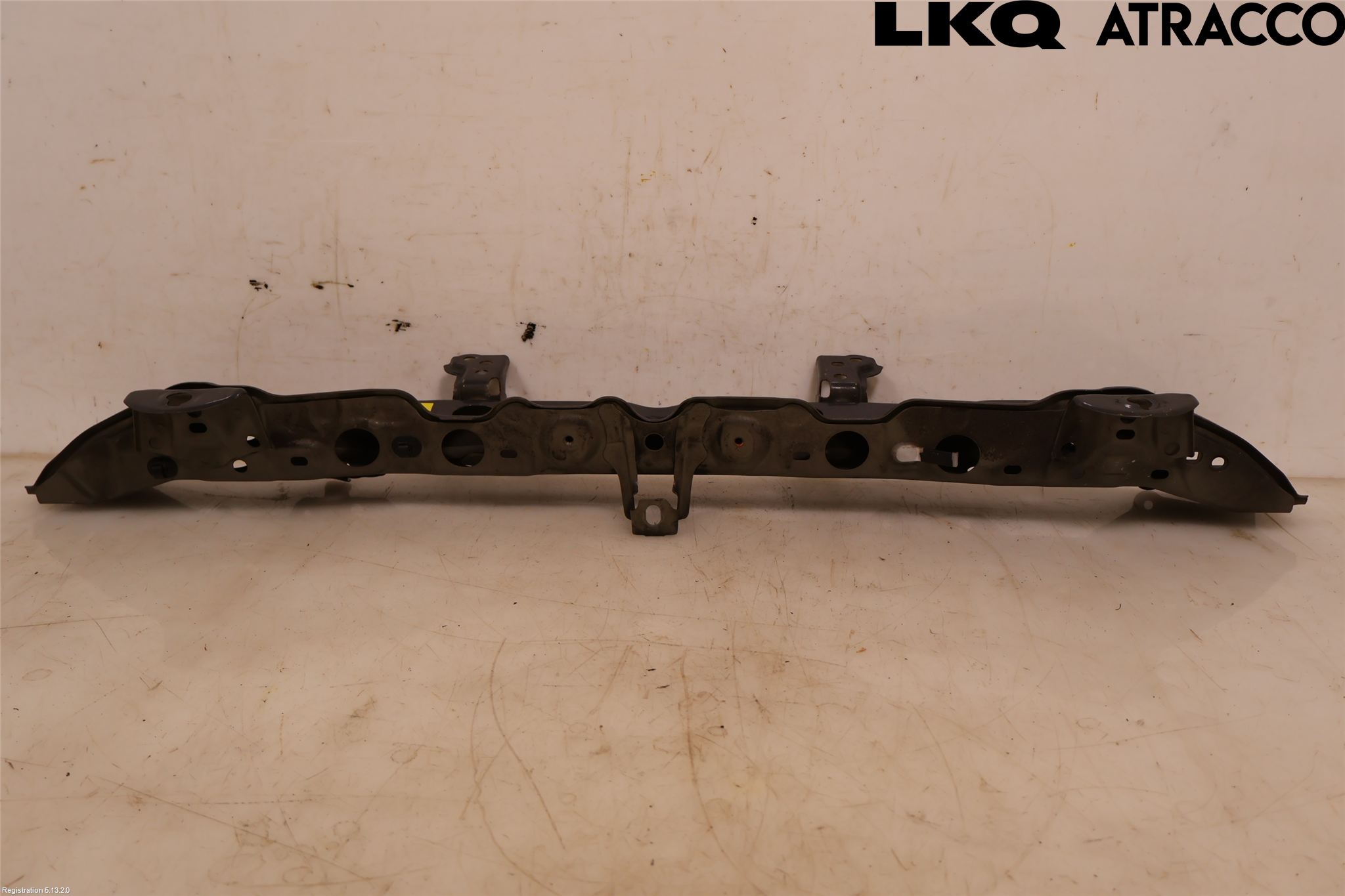 Toyota YARIS XP130 15-20 Panserlåsplate-Bjelke