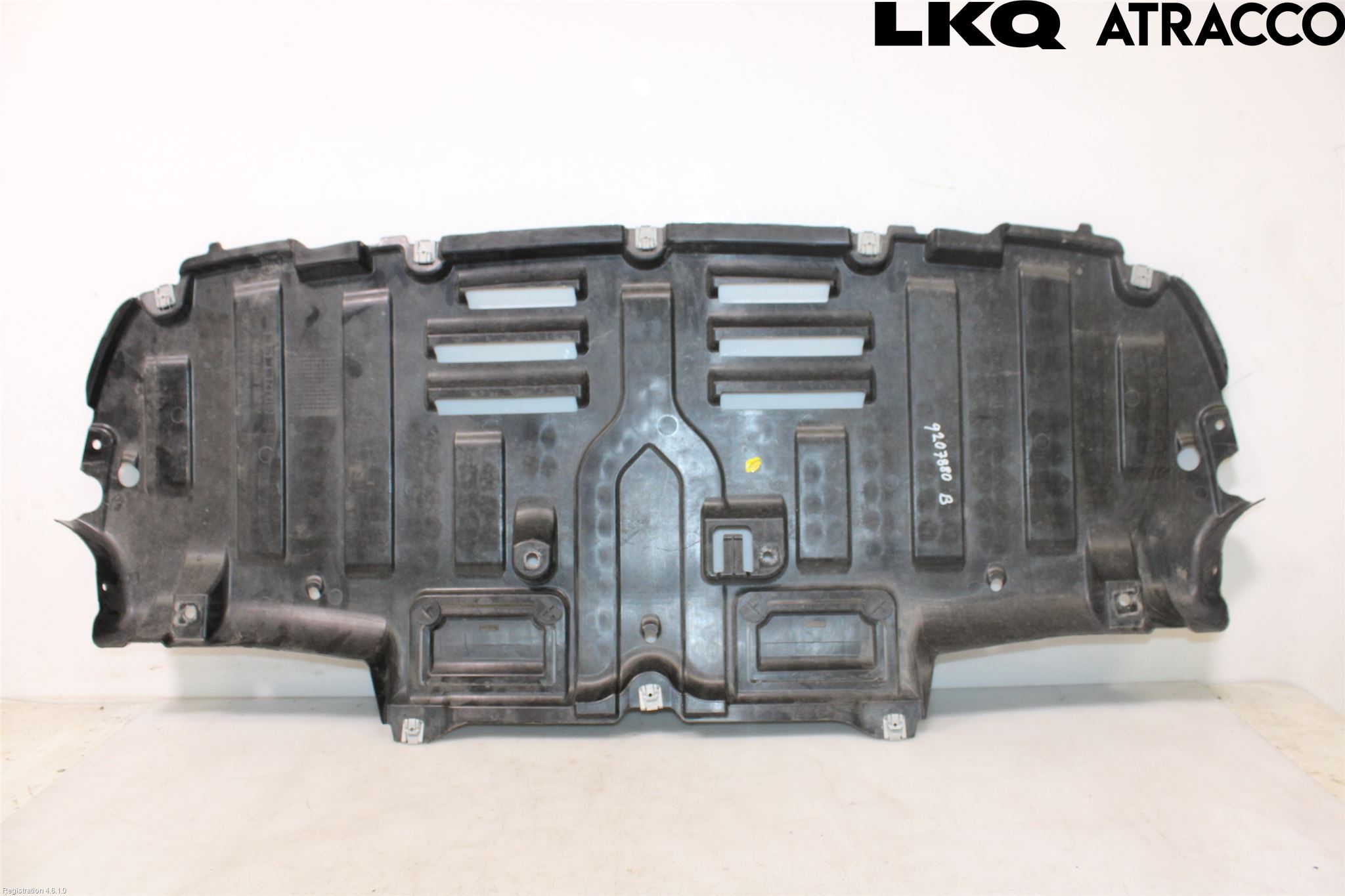 Mercedes-Benz MB EQE (V295) 22- Bunnplate U Motor-Gear-Dørk