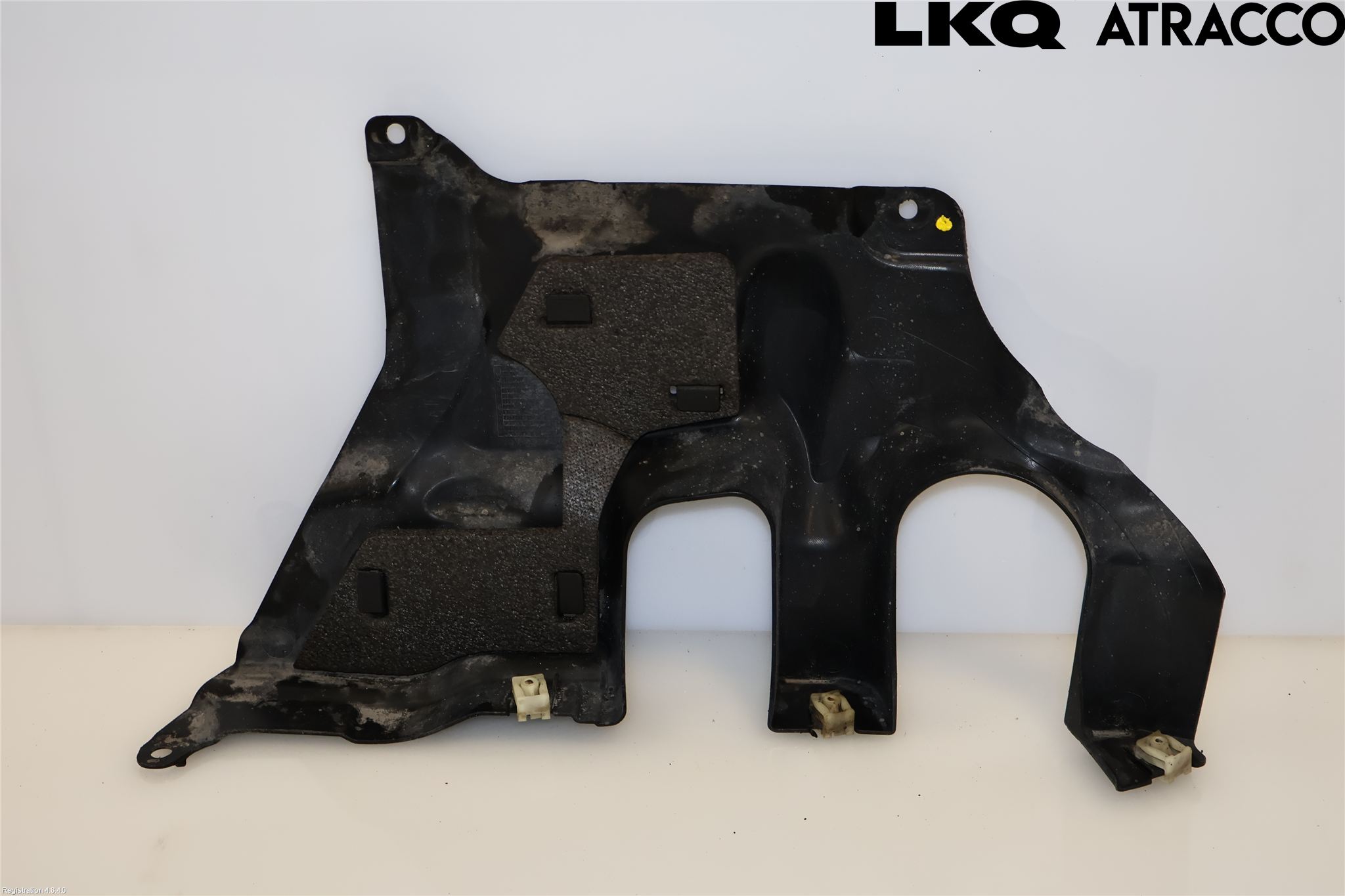 BMW 5 G30/G31/F90 17-23 Bunnplate U Motor-Gear-Dørk
