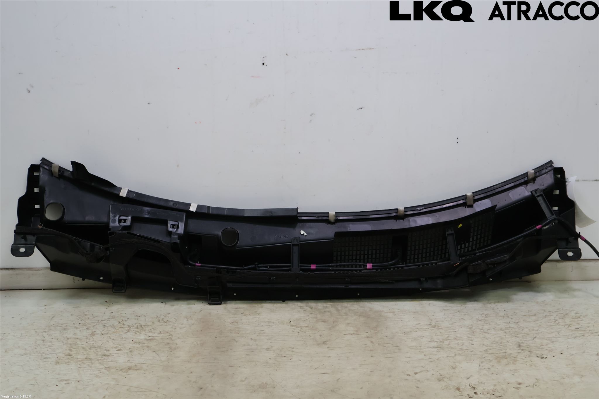 Toyota YARIS CROSS XP21 21- Visker Deksel-Grill-Under Frr