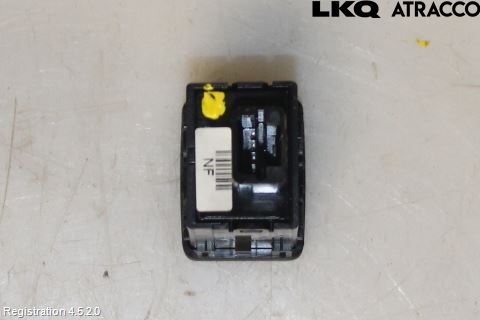 Nissan LEAF 11-17 Frontlykt Lysspredderreg